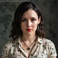 Shannon Woodward (vrtlShannonWoodward)-ID.webp